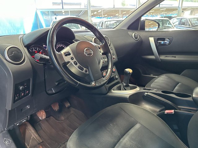 Nissan Qashqai 15