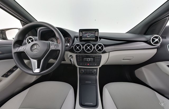 Mercedes-Benz B 11