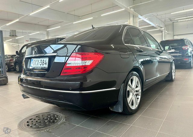 Mercedes-Benz C 2