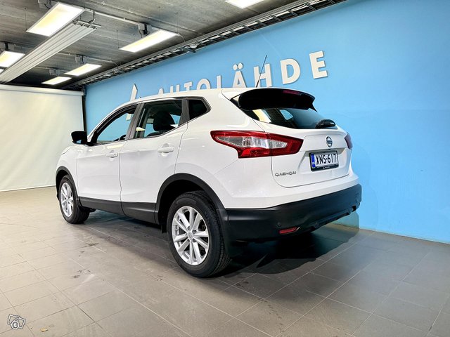 Nissan Qashqai 11