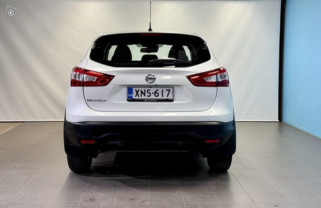 Nissan Qashqai 13