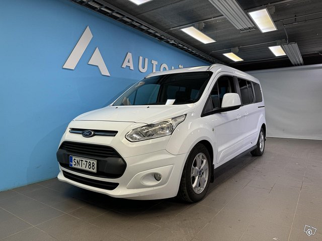 Ford Grand Tourneo Connect 9