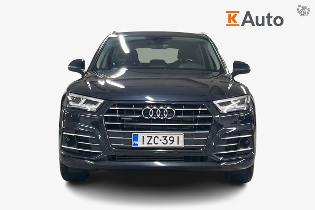 Audi Q5 4