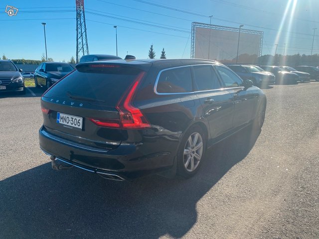 Volvo V90 3