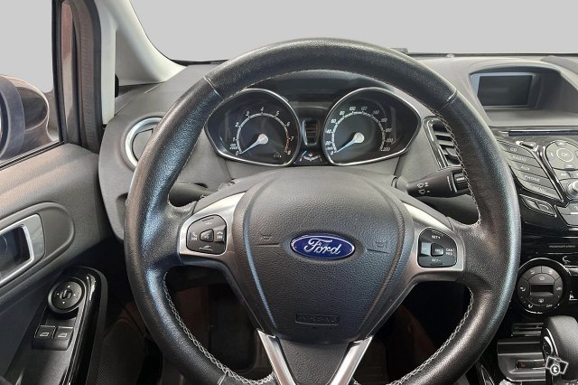 Ford Fiesta 15