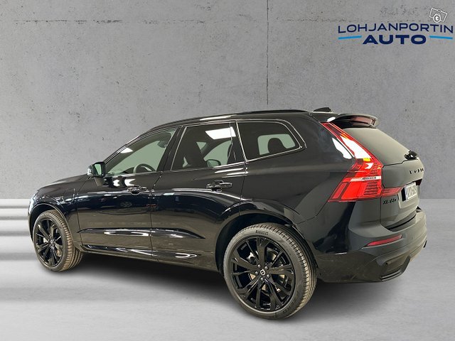 Volvo XC60 4