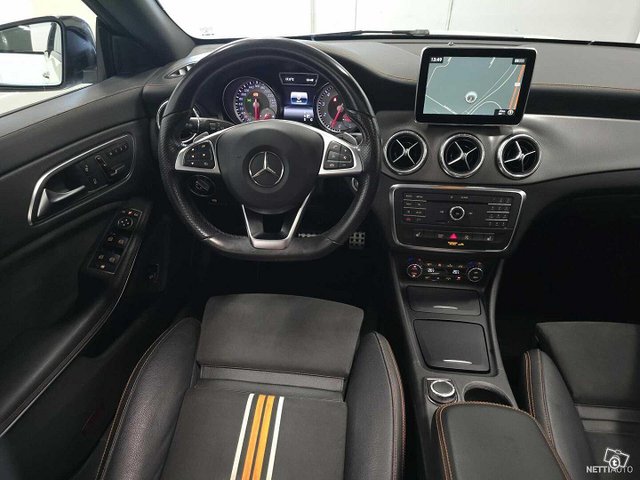 Mercedes-Benz CLA 9