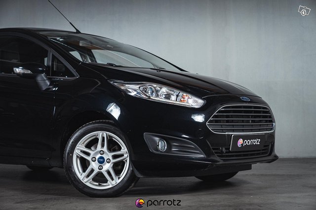 Ford Fiesta 12