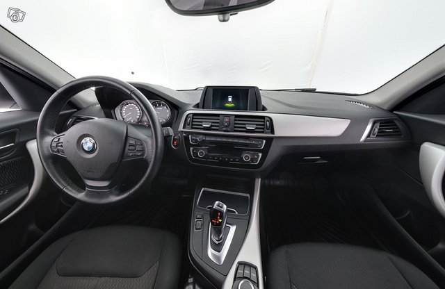 BMW 118 11