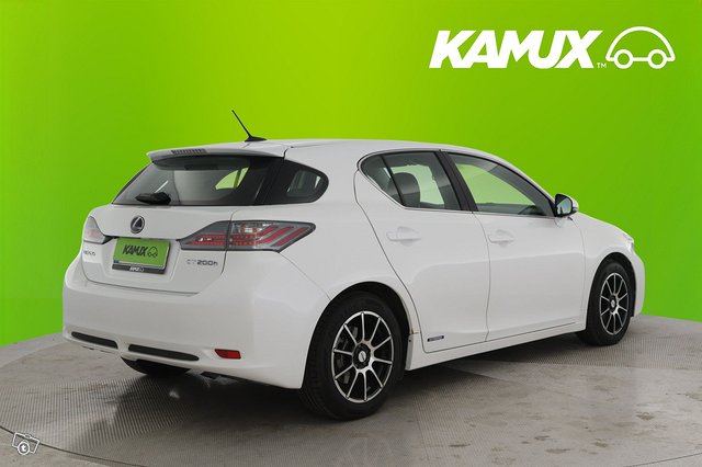 Lexus CT 4