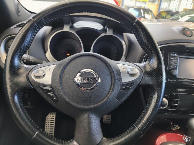 NISSAN Juke 5