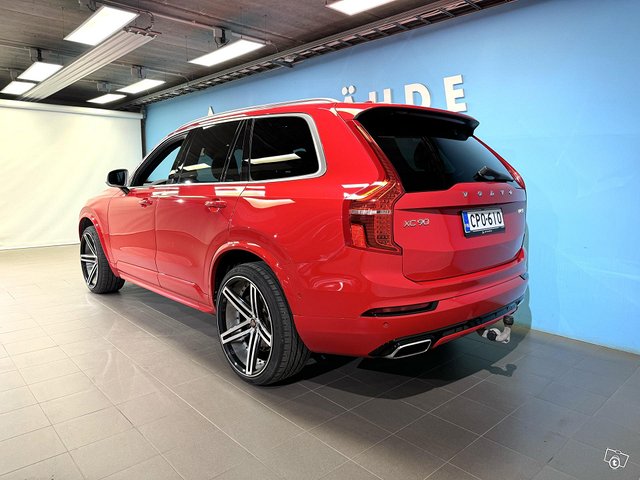 Volvo XC90 5