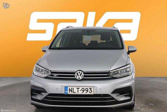 Volkswagen Touran 2