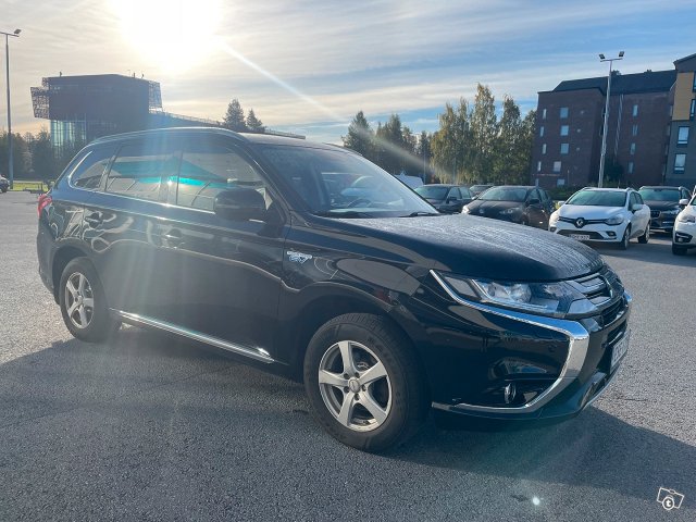 Mitsubishi Outlander PHEV