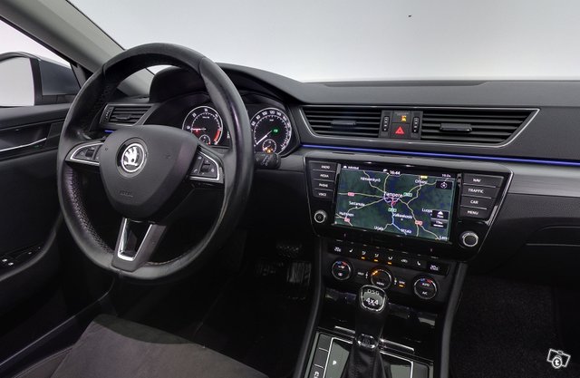 Skoda Superb 12