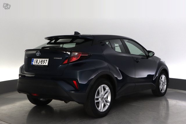 Toyota C-HR 5