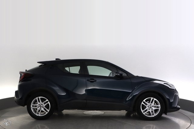 Toyota C-HR 6