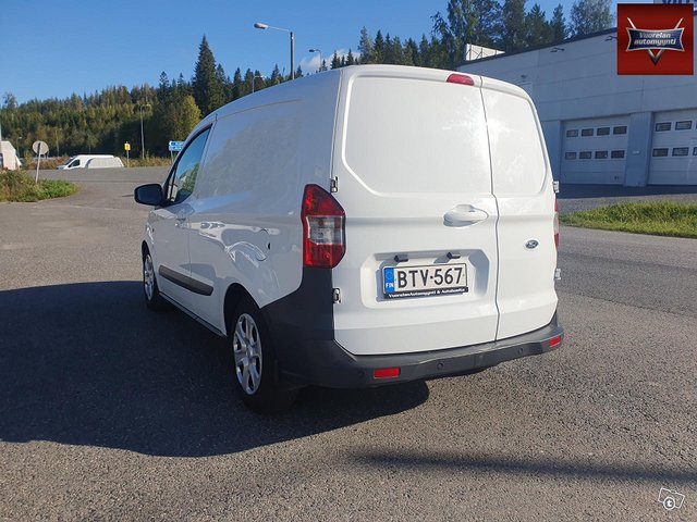 Ford Transit Courier 6