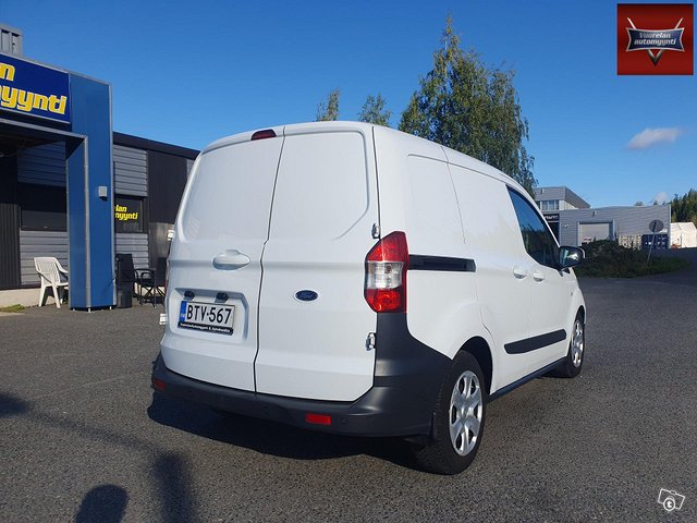 Ford Transit Courier 18