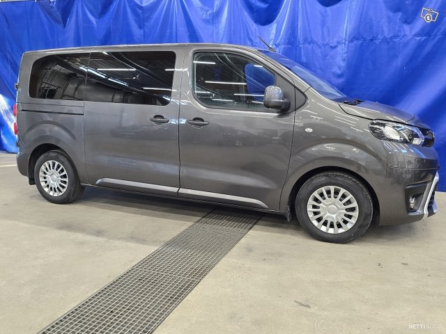 Toyota Proace Verso 4