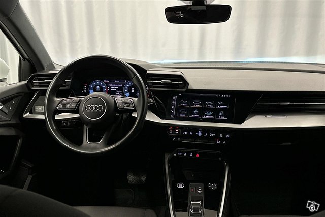 Audi A3 8