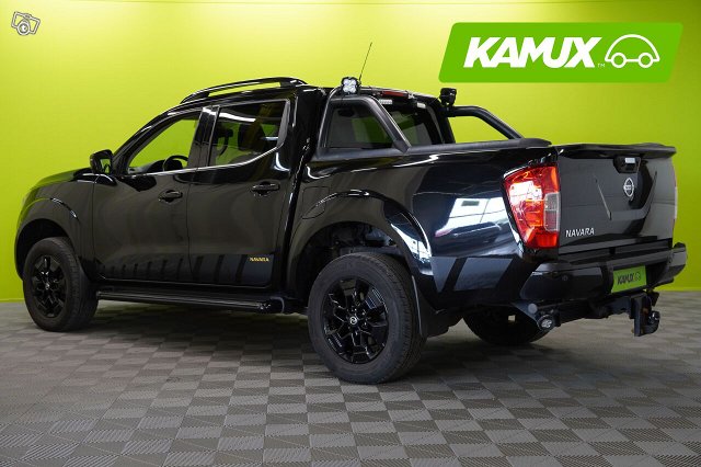 Nissan Navara 5