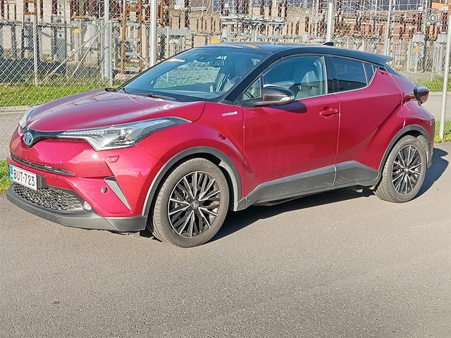 TOYOTA C-HR