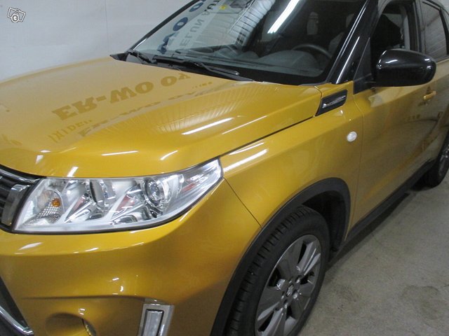 Suzuki Vitara 2