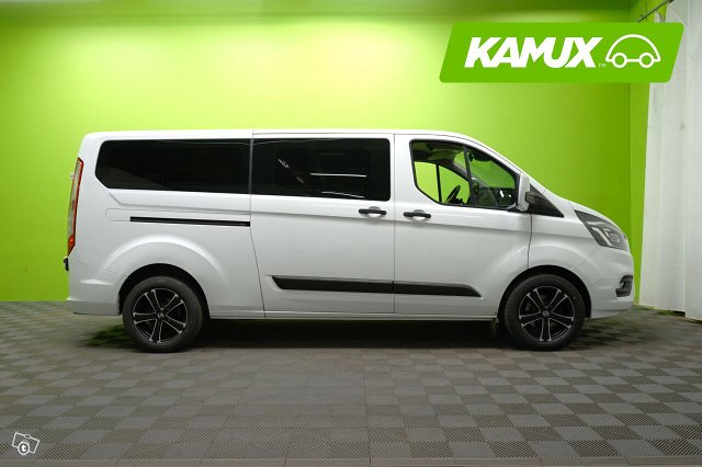 Ford Tourneo Custom 4