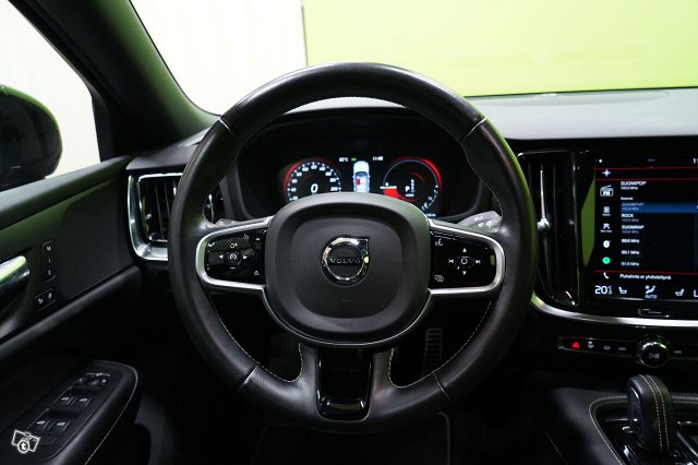 Volvo S60 12