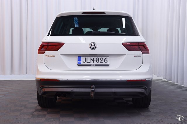 Volkswagen Tiguan 6