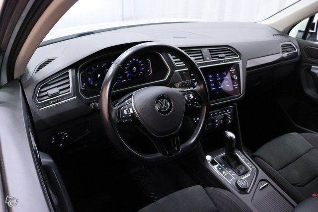 Volkswagen Tiguan 15