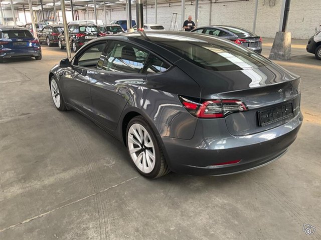 Tesla Model 3 3