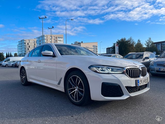 BMW 530