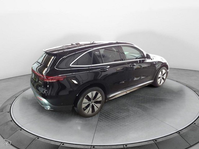 Mercedes-Benz EQC 3