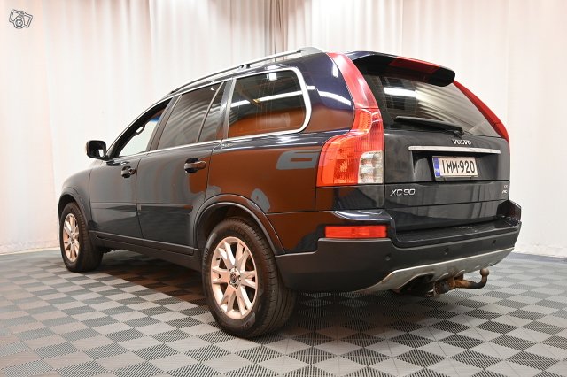 Volvo XC90 4