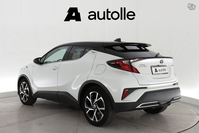 Toyota C-HR 4