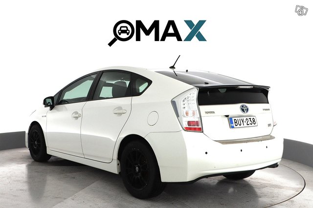 Toyota Prius 7