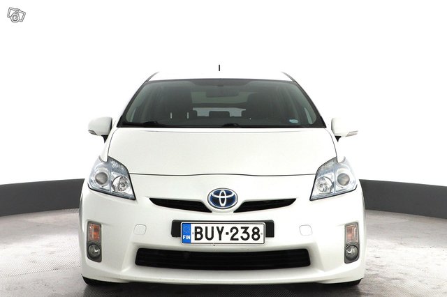 Toyota Prius 11