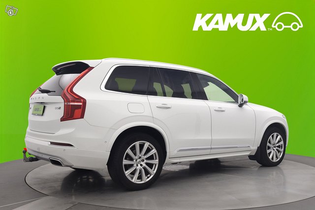 Volvo XC90 2