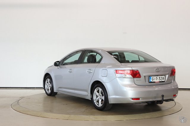 Toyota Avensis 7