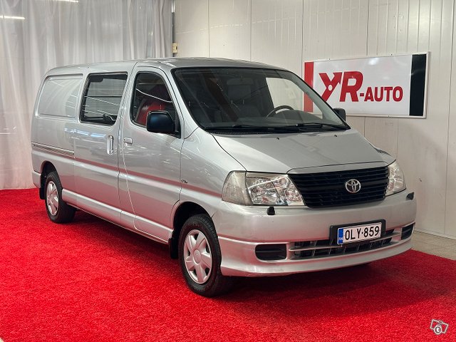 Toyota Hiace 1