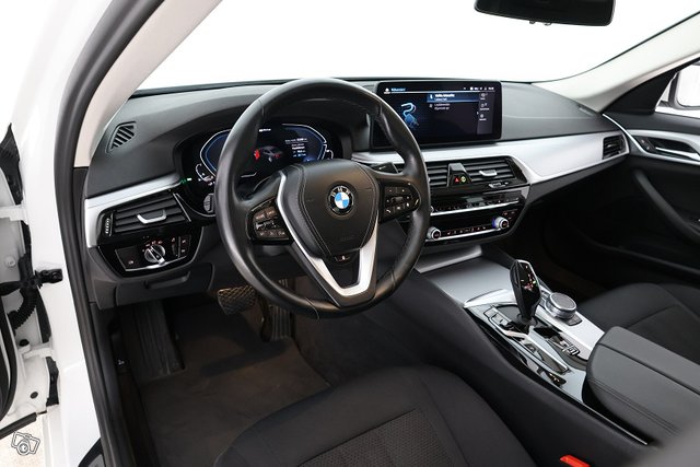 BMW 530 19