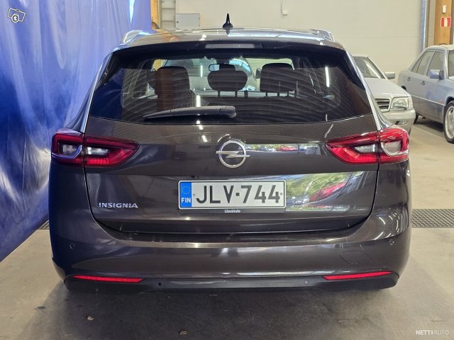 Opel Insignia 8