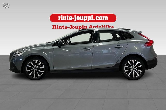 Volvo V40 Cross Country 8