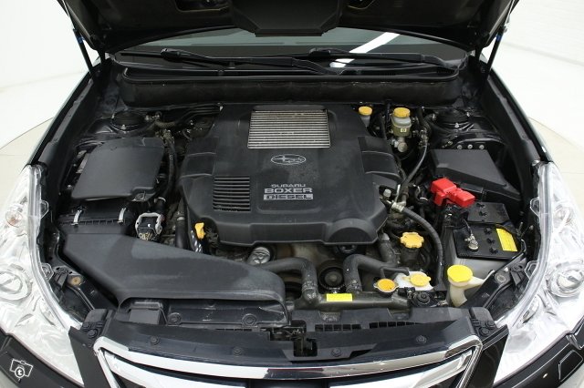 Subaru Legacy 24