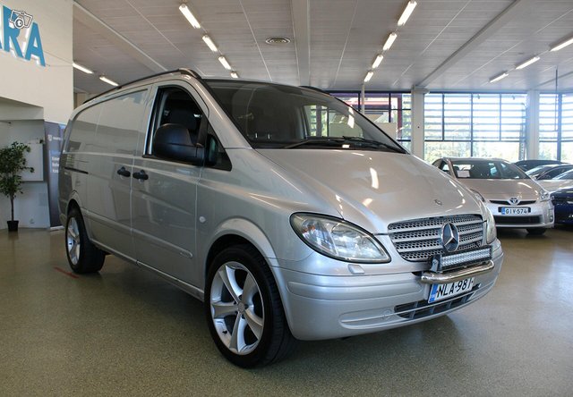 Mercedes-Benz Vito 10