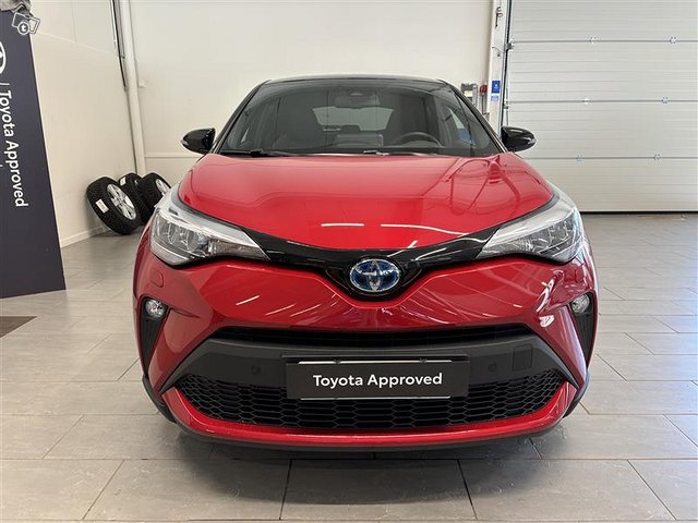 Toyota C-HR 8