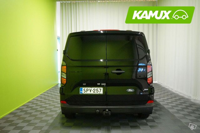 Ford Transit Custom 8