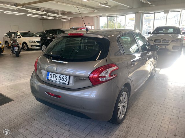 Peugeot 208 3